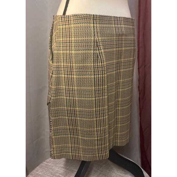 Cabi, Pastime Plaid Tailored Suit, size Medium - Picture 15 of 16